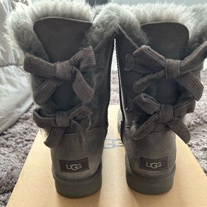 UGG Bailey bow